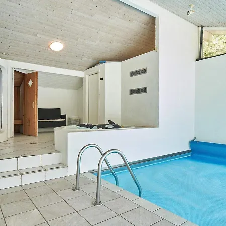 Holiday Nexo Xliv * Vester Somarken