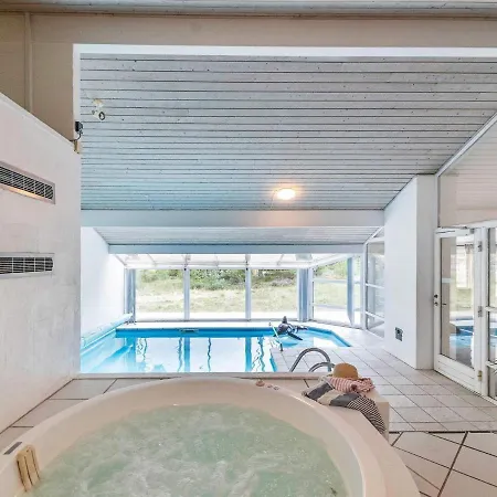 Holiday Nexo Xliv Vester Somarken
